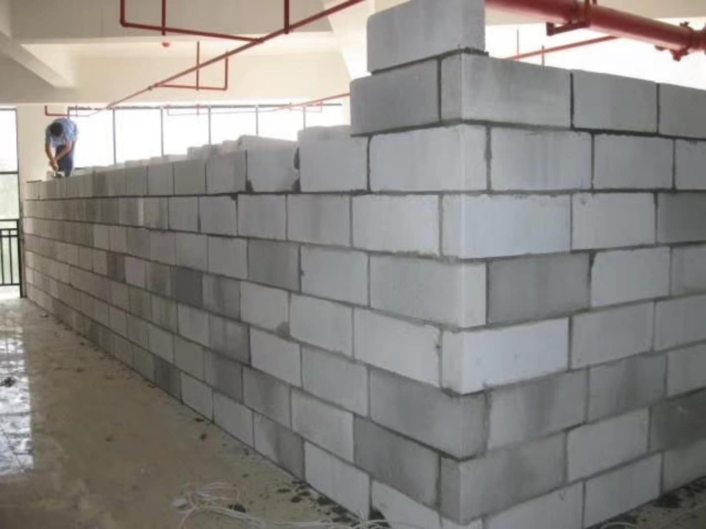 王宝强蒸压加气混凝土砌块承重墙静力和抗震性能的研究